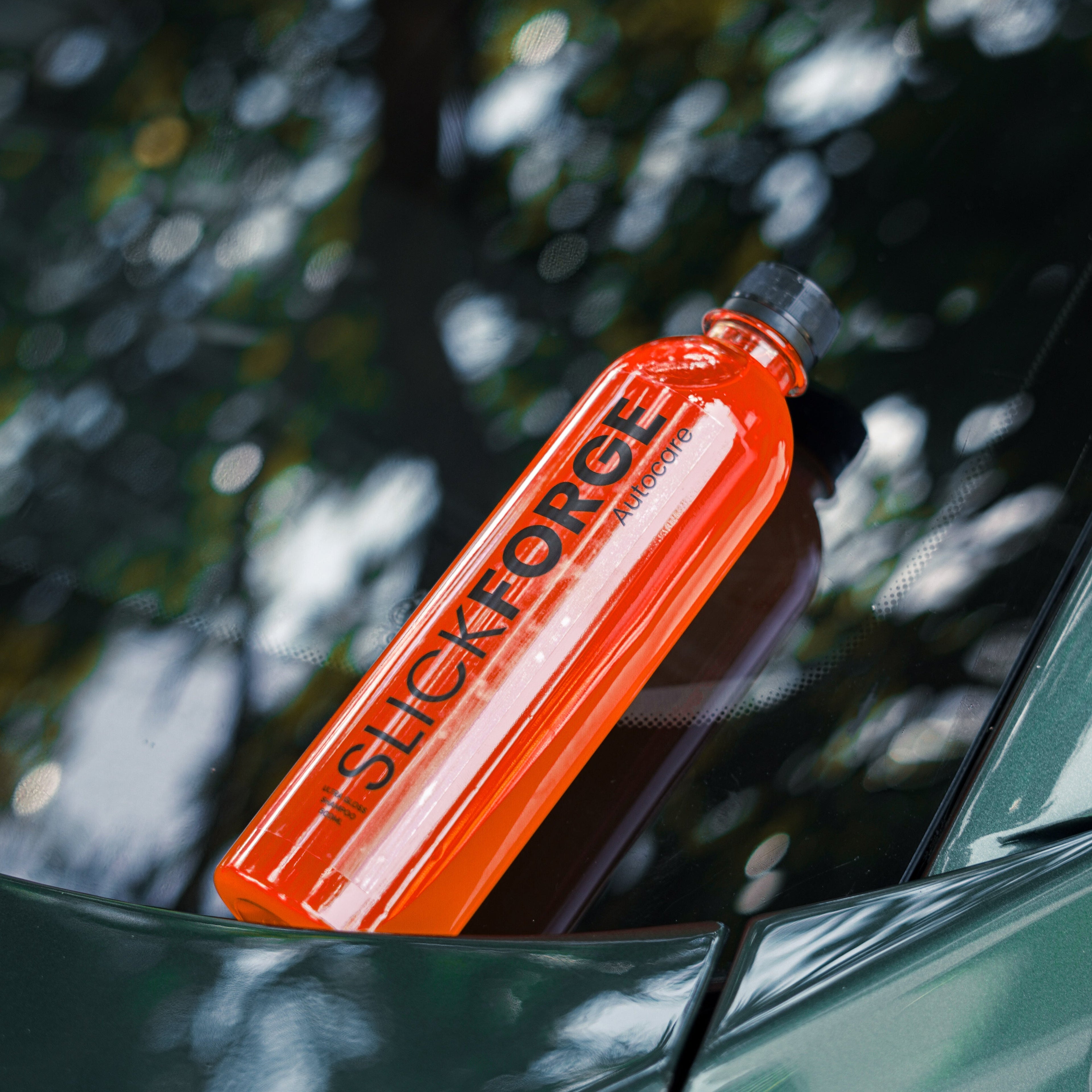 Slickforge Ultra Gloss Shampoo With Microfiber Cloth